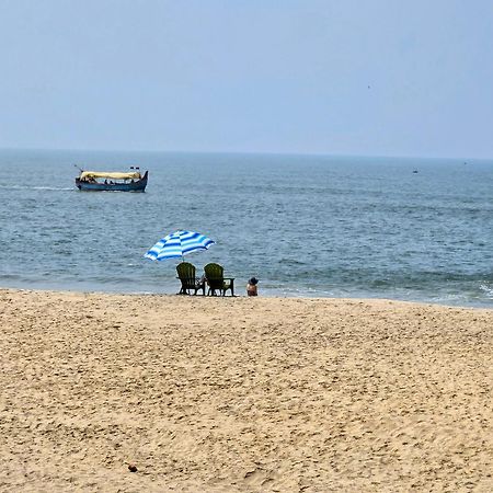 Ether Marari Beachfront マラリクラム エクステリア 写真